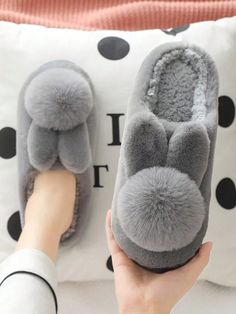 2024 New Women Indoor Slippers, Square Toe Low Heel Elegant Ladies Slippers, Simple Design, Warm & Comfortable For Daily Wear, Autumn/Winter Grey Elegant,Fashionable    Plain,Tropical    Women Shoes, size features are:Bust: ,Length: ,Sleeve Length: Viviane Sassen, Brown Slippers, Grey Slippers, Red Slippers, Pink Slippers, Rabbit Decor, Grey Bag, Winter Slippers