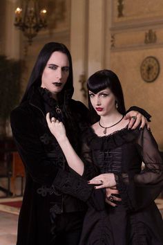 Vamp Hair, Goth Couples, Goth Romance, Gothic Male, Goth Couple, Gothic Couple, Witch Moon, Goth Guys, Gothic Men