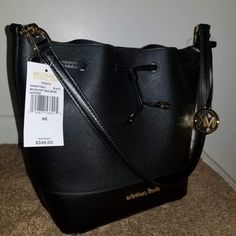 100% Authenic Mk Trista Bucket Bag Messenger Approximate Measurements 10”L X 9.5”H X 5”D **Brand New W/ Tags** Michael Kors Shoulder Bucket Bag For Shopping, Michael Kors Bucket Bag With Removable Pouch For Shopping, Designer Michael Kors Tan Shoulder Bag, Michael Kors Bucket Bag With Gold-tone Hardware For Shopping, Luxury Michael Kors Crossbody Bucket Bag, Michael Kors Bucket Bag For Shopping, Michael Kors Bucket Shoulder Bag For Errands, Michael Kors Gold-tone Hardware Bucket Shoulder Bag, Luxury Michael Kors Bucket Bag For Travel