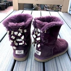 Adorable Cute Winter Boots Ugg Australia Purple Bow Ties Up The Back Purple And White Stripe, Dark Lavender Eggplant Color Cute Winter Boots, Cute Uggs, Uggs With Bows, Crocs Fashion, Purple Bow Tie, Purple Eggplant, Dark Lavender, Purple Bow, Eggplant Color