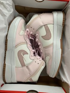 Jeweled Shoes, Dunk High, Hype Shoes, Shoe Inspo, Aesthetic Shoes, Pink Sneakers, Swag Shoes, Pretty Shoes