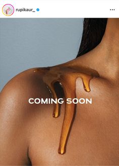 Honey On Body Photography, Bath And Body Product Photography, Body Oil Photoshoot, Body Care Photoshoot, Waxing Photoshoot, Body Care Photography, Body Photoshoot Aesthetic, Body Oil Photography, Skin Aesthetic