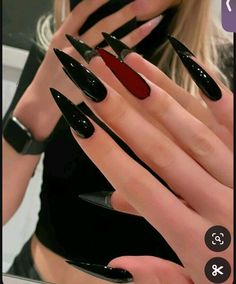 Nails 2024 Stiletto, Nails Acrylic Pointed, Black Nails Stiletto Long, Black Long Nails Ideas, Black Nail Designs Stiletto, Long Aesthetic Nails, Gothic Nails Designs, Black And Red Nail Ideas, Gel Black Nails