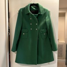 Kelly Green Long Sleeve Knit Calvin Klein Pea Coat. No Side Pockets. Front Pockets. Double Button Gold Closure. Size 8. Green Long Sleeve, Pea Coat, Kelly Green, Womens Calvin Klein, Long Sleeve Knit, Calvin Klein, Jackets For Women, Jackets & Coats, Knitting