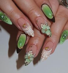 Orchid Nails, 2023 Nails, 3d Flower Nails, Green Nail Designs, Nail Swag, Fall Nail Art, Fire Nails, Artificial Nails