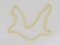 Antique Chinese Export 76pcs White Mother of Pearl Bead Necklace ...Measure 33'' Length...Measure of bead 9.5MM...It's in good condition. Gift Wooden Beads Long Necklace, Large Beige Beads For Gift, Large Beige Beads For Gifts, Beige Large Beads For Gift, Beige Large Beads For Gifts, Cream Beaded Necklaces With Large Beads For Gift, Pearl Bead Necklace, Antique Wedding Bands, Antique Wedding