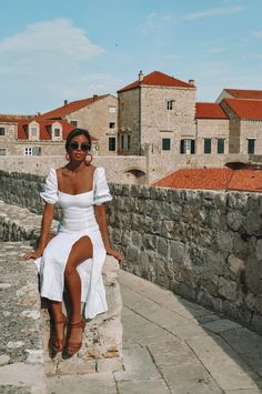 Black Dress Europe Summer, Croatia Wedding Guest Outfit, Outfits For Croatia In May, Europe 2023 Outfits, Rome Dress Outfit, Mediterranean Honeymoon Outfits, Vacation Outfits Croatia, Holiday Outfits Summer Italy, Timeless Vacation Outfits