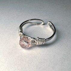 Wire Wrap Ring with 6mm Pink Glass Bead Cute Wire Rings, Diy Wire Jewelry Rings, Wire Wrap Ring, Wire Jewelry Rings, Diy Wire Jewelry, Wrap Ring, Handmade Wire Jewelry, Wire Rings, Wire Wrapped Rings