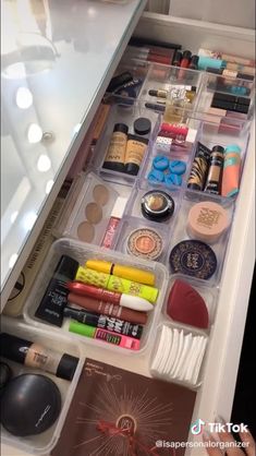 Clear Drawer Organizer, Office Desk Drawer, Clear Organization, Makeup Vanity Storage, Room Organization Bedroom, Room Organisation