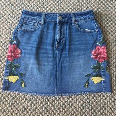 Pacsun Denim Skirt With Floral Embroidery. Never Worn!! Embroidered Dark Wash Bottoms For Summer, Dark Wash Embroidered Bottoms For Summer, Casual Denim Skirt With Floral Embroidery, Casual Embroidered Denim Blue Skirt, Casual Embroidered Denim Skirt For Summer, Spring Embroidered Denim Skirt, Embroidered Medium Wash Denim Skirt, Summer Denim Skirt With Floral Embroidery, Casual Embroidered Medium Wash Denim Skirt