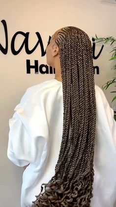 Beyoncé Box Braids, Braids Beyonce, Beyonce Long Braid Ponytail, Editorial Braids Black Women, Box Braids Wigs & Hair Extensions, Half Braid, Cute Box Braids, Braid In Hair Extensions, Braid Tutorial