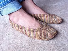 Slippers Pattern, Slipper Boots, Ravelry, Anklets, Mule Shoe, Knit Crochet, Slippers, Knitting, Crochet