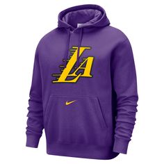 The City Edition Collection celebrates the bond between a team and the town they call home. Inspired by iconic city symbols and past Los Angeles Lakers uniforms, this cosy fleece hoodie highlights the unique cultures, communities and history that set the city apart. Nike Nba, Maternity Shops, Workout Hoodie, Los Angeles Lakers, Outdoor Apparel, Cotton Style, Fleece Hoodie, Long Sleeve Pullover, A Team