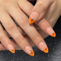 Pumpkin Nail Designs, Holloween Nails, Halloween Nails Easy, Simple Fall Nails, Cute Halloween Nails, Fall Gel Nails, Cute Simple Nails, Pumpkin Nails, Cute Nails For Fall