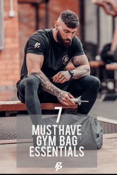 Gym Accessories For Men, Gym Bag Essentials List, Gym Gear For Men, Gym Must Haves, Core Gym, Door Gym, Home Gym Set