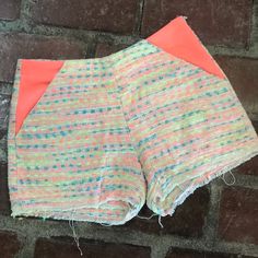 Pink Mixed Tweed Shorts With Zipper On Side Spring Tweed Bottoms With Pockets, Trendy Tweed Bottoms For Spring, Chic Summer Tweed Bottoms, Cute Summer Shorts, Blue Bride, Light Denim Jeans, Yellow Jeans, White Skort, Eyelet Shorts