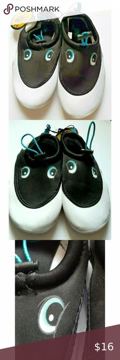 Water Shoes Size 2 Child's Body Glove Black Blue Eyes NWT Body Glove, Water Shoes, Blue Eyes, Black Blue, Blue Black, Gloves, Size 2, Water, Fashion Trends