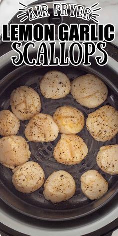 lemon garlic scallops cooking in an air fryer