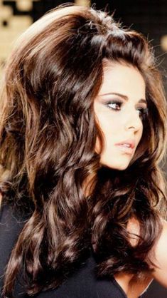 Cheryl Cole Hair, Bombshell Hair, 60s Hair, Huge Hair, Cheryl Cole, Hairstyle Gallery, Retro Hairstyles, Dark Brown Hair, Great Hair