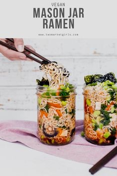 mason jar ramen with vegetables and noodles in it