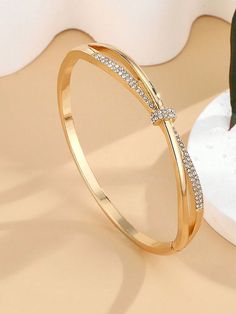 Diamond Bangles Bracelet Indian, Bracelets For Women Gold Indian, Gold Bracelets For Women Indian, Dubai Gold Bangles, Simple Gold Bangle, Gold Bangles Indian, Gold Bracelet Simple, Knot Bangle, Gold Bangles For Women