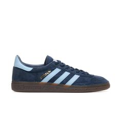 As adidas Originals Handball Spezial já estão disponíveis na XTREME. Se gostas de andar sempre bem calçado, estas sapatilhas são para ti.Compra já e faz um upgrade ao teu closet.Marca adidas OriginalsReferência BD7633Cor Azul