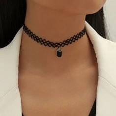 This Charm Choker Is A Wonderful Addition To Your Wardrobe And Your Style! A Fun And Unique Wear! Simple Black Choker, Simple Choker Necklace, Black Velvet Choker Necklace, Simple Choker, Lace Choker Necklace, Choker Necklace Designs, Geometric Pendant Necklace, Velvet Choker Necklaces, Black Velvet Choker