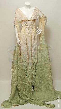 Gaun Abad Pertengahan, Van Helsing, Fantasy Dresses, Old Fashion, Fantasy Dress, Historical Dresses, Fantasy Fashion, Historical Clothing, Mode Vintage