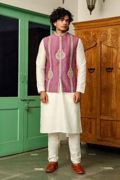 America violet bundi with zari embroidery in floral mandala pattern. - Aza Fashions Ceremonial Chanderi Nehru Jacket With Zari Work, Traditional Sleeveless Nehru Jacket For Festivals, Traditional Nehru Jacket With Zari Work In Chanderi, Chanderi Nehru Jacket With Dabka For Designer Wear, Traditional Chanderi Nehru Jacket For Transitional Seasons, Traditional Nehru Jacket With Zari Work For Transitional Season, Traditional Designer Nehru Jacket For Navratri, Ceremonial Chanderi Nehru Jacket For Diwali, Traditional Nehru Jacket With Cutdana For Eid