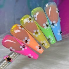 Neon Rhinestone Nails, Glam Nails Designs, Over The Top Nails, Rainbow Flower Nails, Neon Flower Nails, Rainbow Acrylic Nails, Rainbow Nails Design, Ombre Nails Glitter, Gotta Work