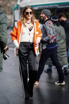 Olivia Palermo's Fashion Week Street Style Fall 2019 | POPSUGAR Fashion Olivia Palermo Fashion, Dress With Combat Boots, Olivia Palermo Outfit, Johannes Huebl, Estilo Olivia Palermo, Bright Sweater, Black Flare Pants, Olivia Palermo Style, All Black Looks