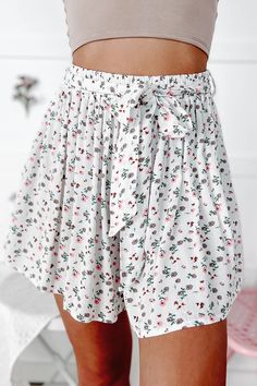 You'll Be Making Plans Just So You Can Wear These White, Floral Shorts! $26, FAST AND FREE US SHIPPING! Desert Shade, High Waisted Floral Shorts, Trendy Bottoms, Pleather Pants, White Mocha, Lace Blazer, Comfortable Pants, Red Floral Print, A Crush