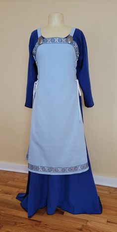 Viking Apron Dress, Blue Apron, Viking Style, Linen Tunic, Apron Dress, Under Dress, Tunic Styles, Women's Costumes, Set Dress