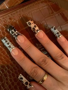 Black Leopard Print Nails, Flare Acrylic Nails, Cheetah Print Nails, Formal Nails, Leopard Print Nails, Edgy Nails, Colored Acrylic Nails, Print Nails, Leopard Nails