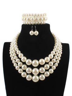 Affordable price buy Jewelry Sets on Zolucky, SPU: 294BJE1FC7A3, Color: White Pink, Theme:All Season, Style:Elegant. Outfits For Spain, Multilayer Necklace, Fashion Black And White, Pearl Jewelry Sets, Multi Layer Necklace, Elegant Themes, Alloy Earrings, Beaded Handbag, Gold Eyes