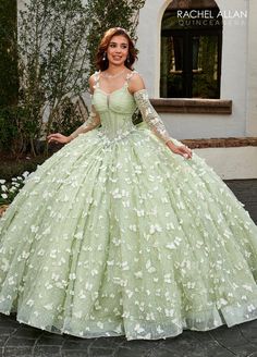 Butterfly Corset, Green Quinceanera Dresses, Princesa Tiana, Debutante Ball, Pretty Quinceanera Dresses, Butterfly Motif, Quince Dress, Rachel Allan, Quinceanera Dress