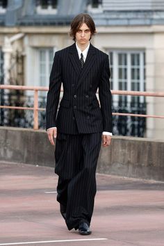 Male Prom Outfits 2023, Couture Suits Men, Runway Suits Men, High Fashion Suits Men, Runway Outfits Men, Graduation Fits For Men, Prom Outfit Men, Elegant Male Outfit, Runway Fashion Men