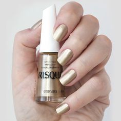 risqué efeitos gold vibes Nail Paint Shades, Gel Designs, Nail Swag, Autumn Nails, Nail Art Hacks, Cool Nail Designs, Cool Nail Art