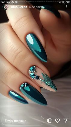 Teal Nails, Nail Designs Glitter, New Year's Nails, Silver Nails, Fancy Nails, Dope Nails, Nail Polishes, Cute Acrylic Nails