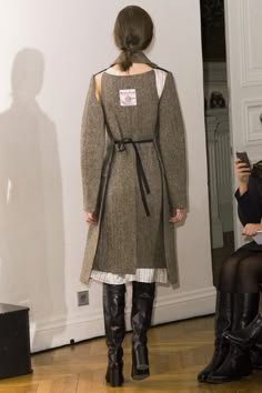 maison martin margiela fall 2014 Martin Margiela, Prom Dress Shopping, Fashion Studio, Fashion Details, Modest Fashion, Runway Fashion, High Fashion, Casual Fashion, Ready To Wear