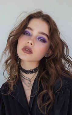 Cool Color Makeup Looks, Simple Colored Eyeshadow, About Face Makeup Looks, Casual Purple Eyeshadow, Purple Eye Makeup With Rhinestones, Dusty Purple Makeup, Purple Eyeshadow Looks Tutorial, Purple Grunge Eyeshadow, Alternative Glam Makeup