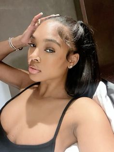 #pretty #explorepage Cute Box Braids Hairstyles, Favorite Hairstyles, July 31, Pretty Selfies, Wigs For Black Women, Black Girls Hairstyles, Gorgeous Hair, Pretty Face