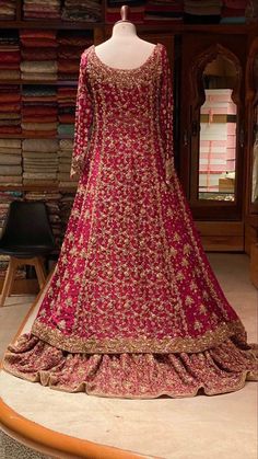 Barat Dress, Bridal Sharara, Latest Bridal Lehenga, Pakistani Wedding Outfits