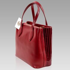 https://www.designeritalianbags.com//wp-content/uploads/2022/06/Valentino-Orlandi-Damask-Embroidered-Leather-Tote_02VO6294ELPR.mp4
Valentino Orlandi Women’s Large Tote Handbag Italian Designer Shoulder Bag Purse Burgundy Plisse Pleated Genuine Leather Tote – $2,250 Retail Price! Ultimate luxury at a huge discount! Handmade in Italy this handbag is a must have for year-round wear! We import our bags directly from Italy!
Stop traffic with the sophisticated handbag made of sophisticated plisse plea Italian Leather Evening Bag, Luxury Italian Satchel Shoulder Bag, Large Tote Purse, Large Handbags Tote, Italian Bags, Genuine Leather Totes, Embroidered Leather, Italian Designer, Designer Handbag