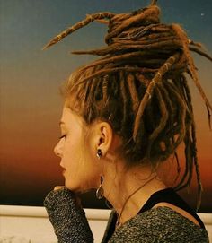 Hmmmm.... Long Dreadlocks, Dreadlock Extensions, Dread Hairstyles, Dreadlock Hairstyles, Shampoos, Hair Dos, Locs