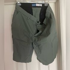 Purchased New From Old Navy For One-Week Boy Scout Summer Camp Two Summers Ago. Unworn Since. Comes From A Home Free Of Pets And Smoking. Cheap Casual Khaki Camp Shirt, Scout Summer Camp, Old Navy Men, Boy Scout, Cargo Shorts Men, Old Navy Shorts, Navy Green, Navy Shorts, Boy Scouts