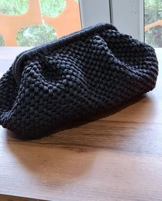 Knitted Clutch, Iphone Purse, Valentines Day Bags, Summer Purse, Tan Leather Handbags, Summer Purses, Summer Handbags, Heart Bag, Crochet Design