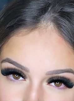 Perfect Lashes, Best Lash Extensions, Hand And Finger Tattoos, Gene False, Cat Eye Lash, Eyelash Extensions Styles, Volume Lash Extensions