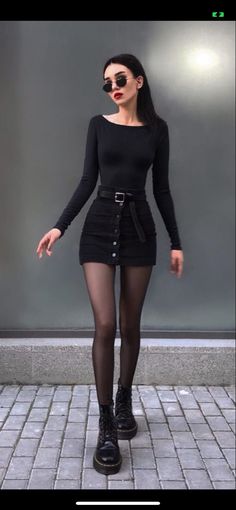 Dark Clothing, Sarah B, Mode Casual, Grey Outfit, Goth Outfits