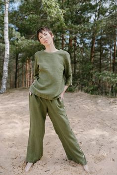 PRODUCED in 3-5 days FAST & FREE shipping with DHL Express Courier Buttoned sleeves trousers with an elastic waist in a moss green hue is made for your comfort and style. Create ambitious outfits with this unique linen piece and leave an unforgettable impression. Details: - 100% Linen - Pure linen fabric - Elastic waistband - Straight cut - Buttoned sides - Ankle length - Model's height is 178 cm / 5'10'' wears size M - Code: E3014-L532-161 The trousers are available in other colors. You can find them in the gallery. If you want to order the trousers in another color, please specify it in the personalization field. Sizing: This garment is true to size, and we recommend choosing the size you usually wear. If you want the garment to be loose-fitting, choose a larger size than you usually wea Olive Relaxed Fit Pants For Summer, Olive Linen Bottoms With Pockets, Relaxed Fit Linen Khaki Bottoms, Relaxed Fit Khaki Linen Bottoms, Relaxed Fit Khaki Linen Pants, Relaxed Fit Linen Pants In Khaki, Khaki Relaxed Fit Linen Bottoms, Khaki Linen Pants Relaxed Fit, Khaki Relaxed Fit Linen Pants